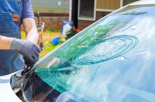 Why a Small Windshield Crack Should Never Be Ignored