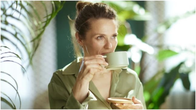 How Do Colors And Fabrics Make Or Break This Look?