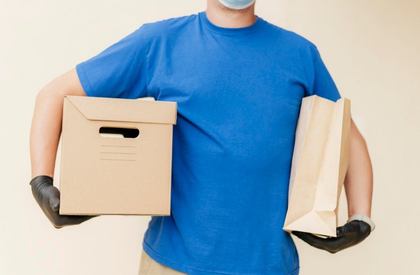 Applications of Poly Mailers